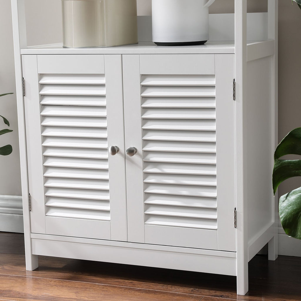Badschrank mit offenen Fächern