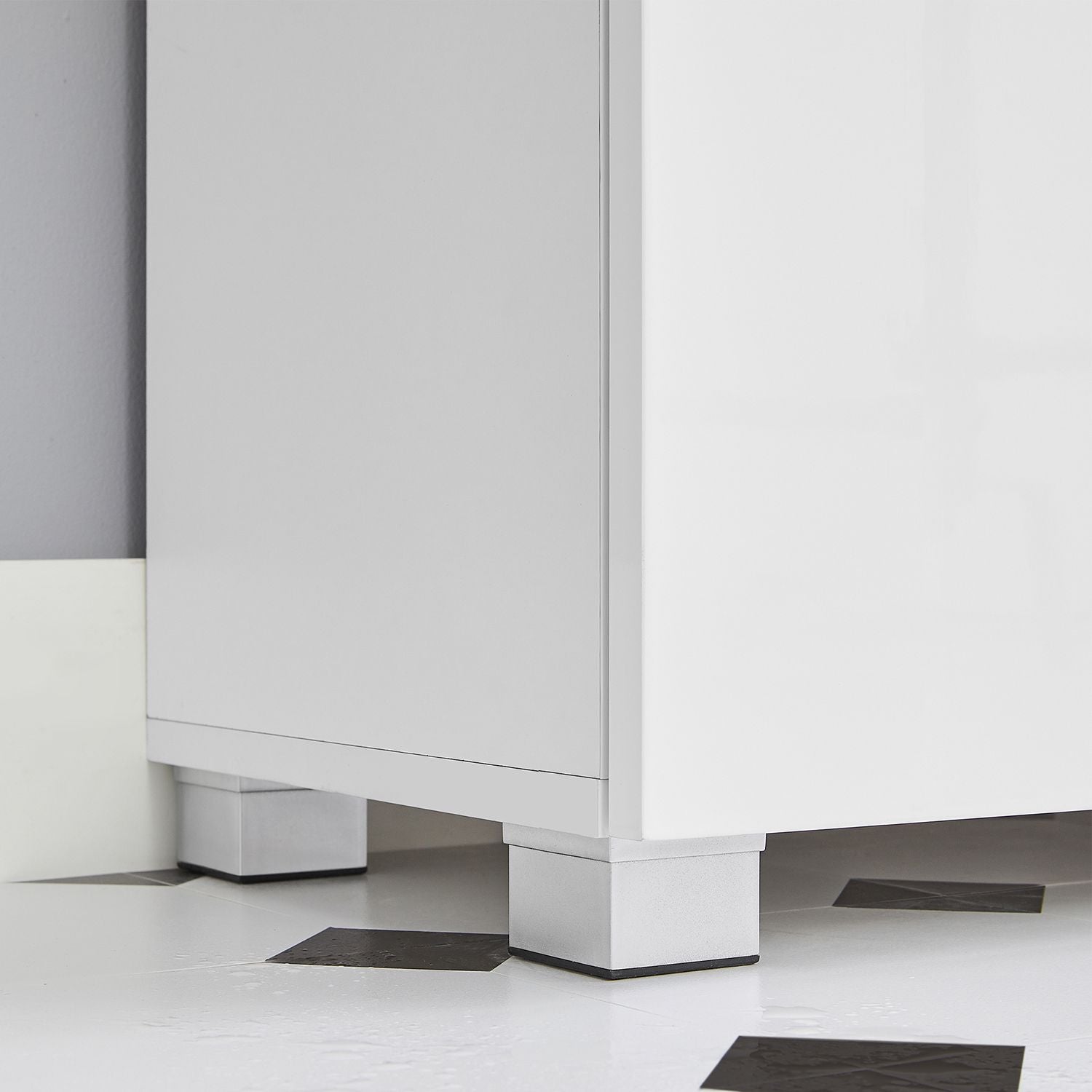 Waschbeckenunterschrank mit Füßen