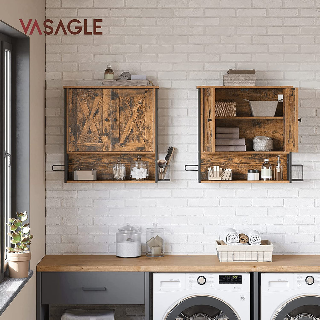 Wandschrank im Badezimmer