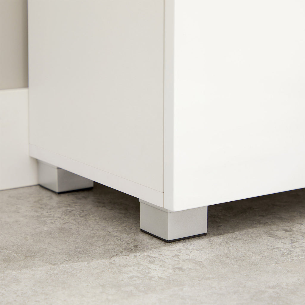 Badezimmerschrank weiß