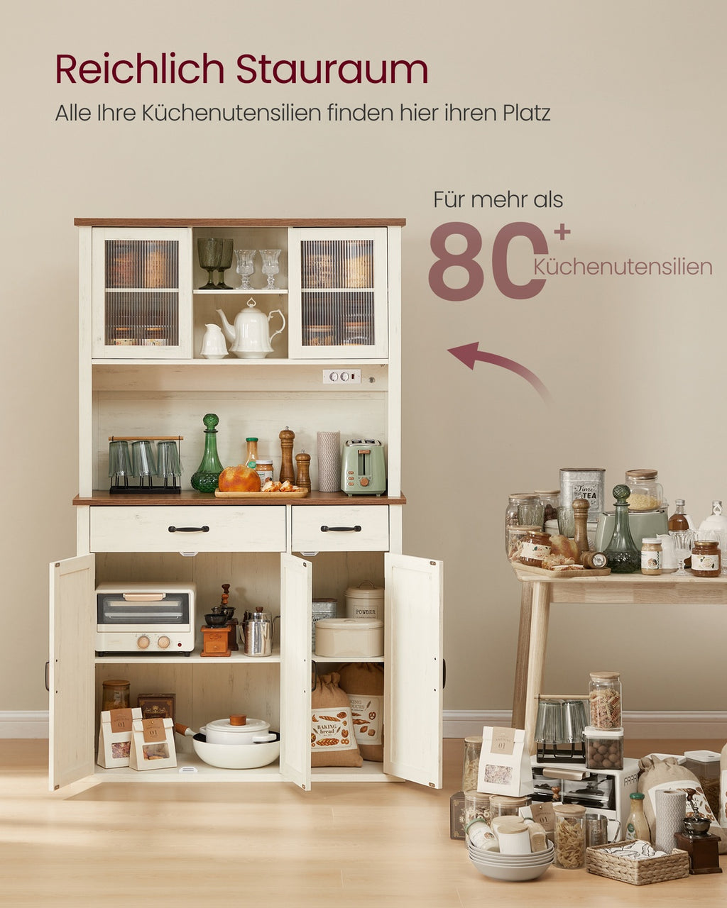 Sideboard mit Beleuchtung und Ladestation im Landhausstil