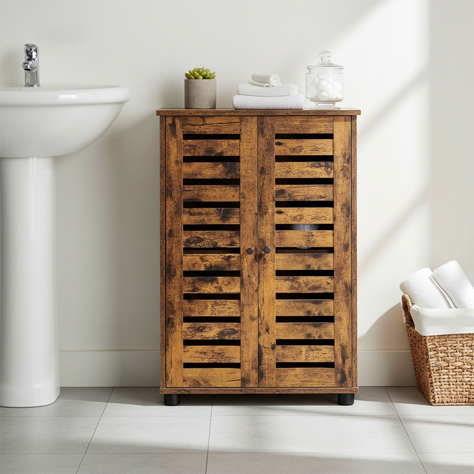 Badschrank, Aufbewahrungsschrank mit Lamellentüren, Beistellschrank mit 2 höhenverstellbaren Ablagen