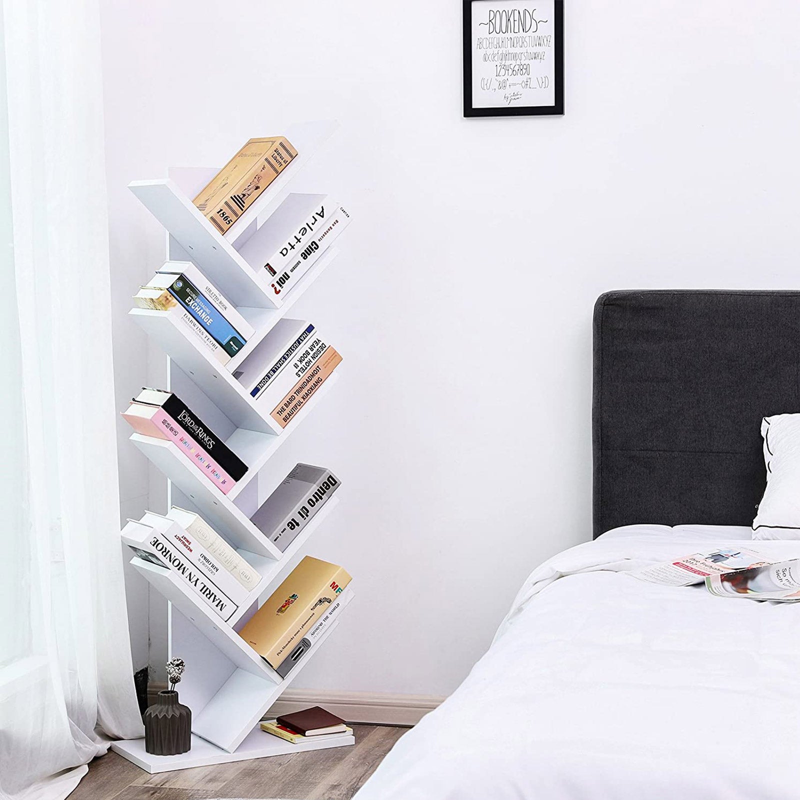 Bücherregal in Baumform 8 Ebenen