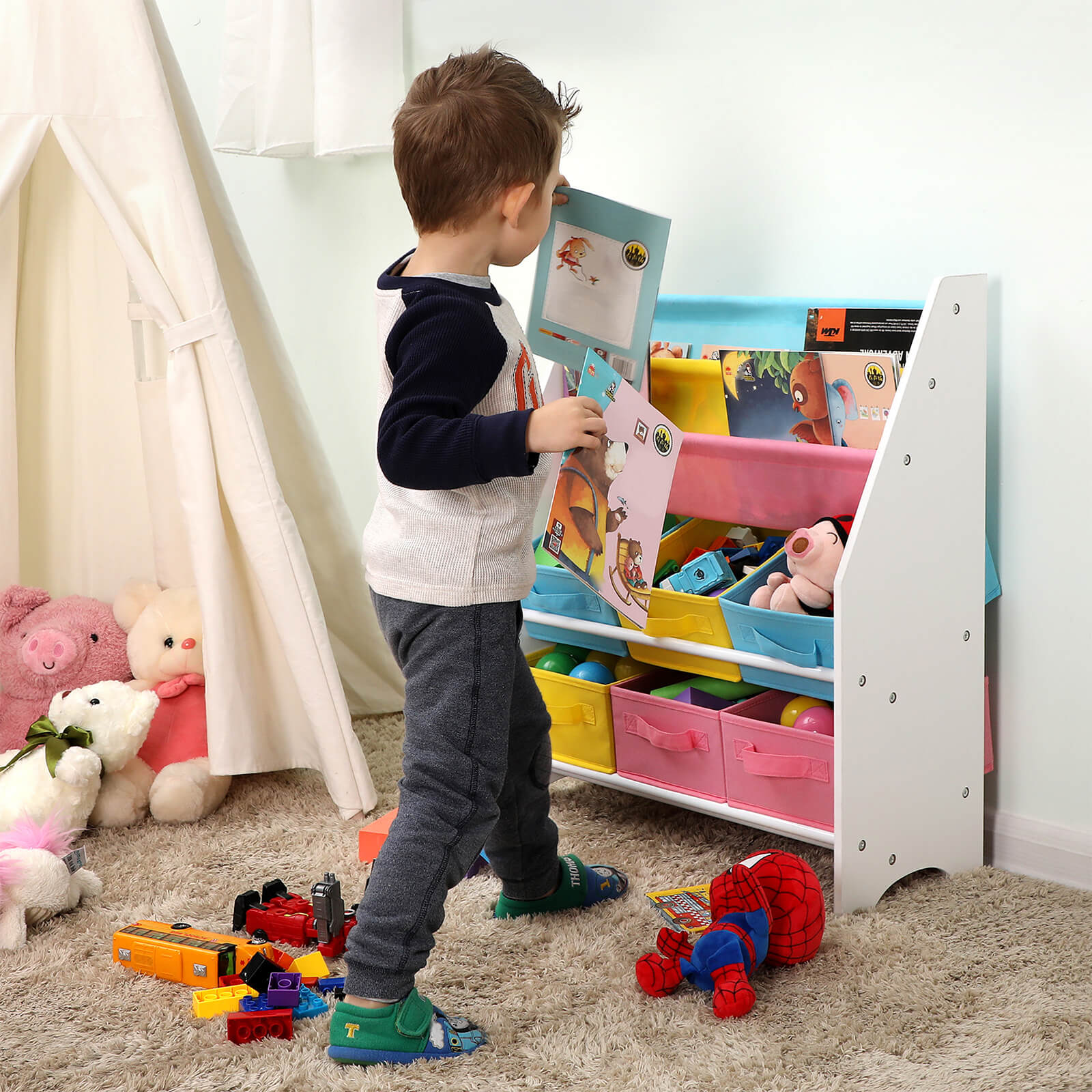 Buntes Bücherregal für Kinder