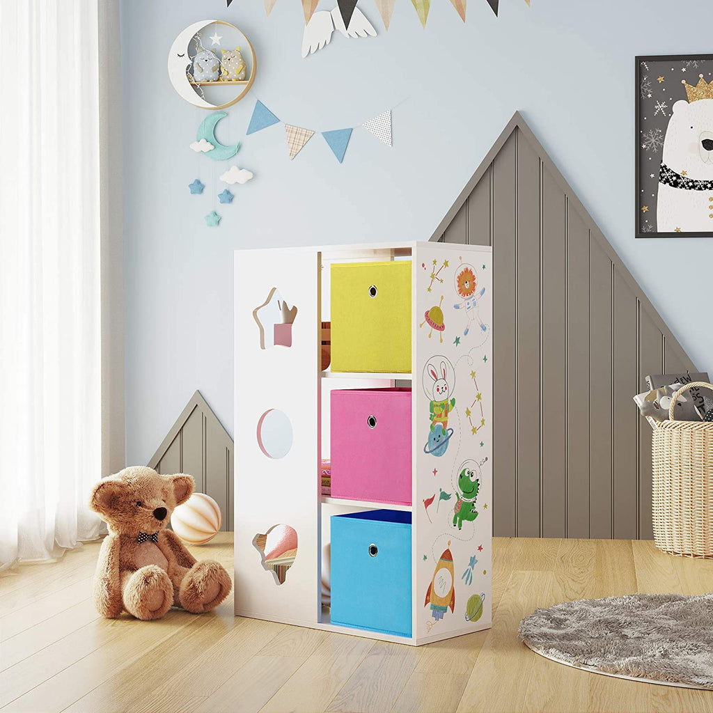 Kinderzimmerregal mit Aufbewahrungsboxen