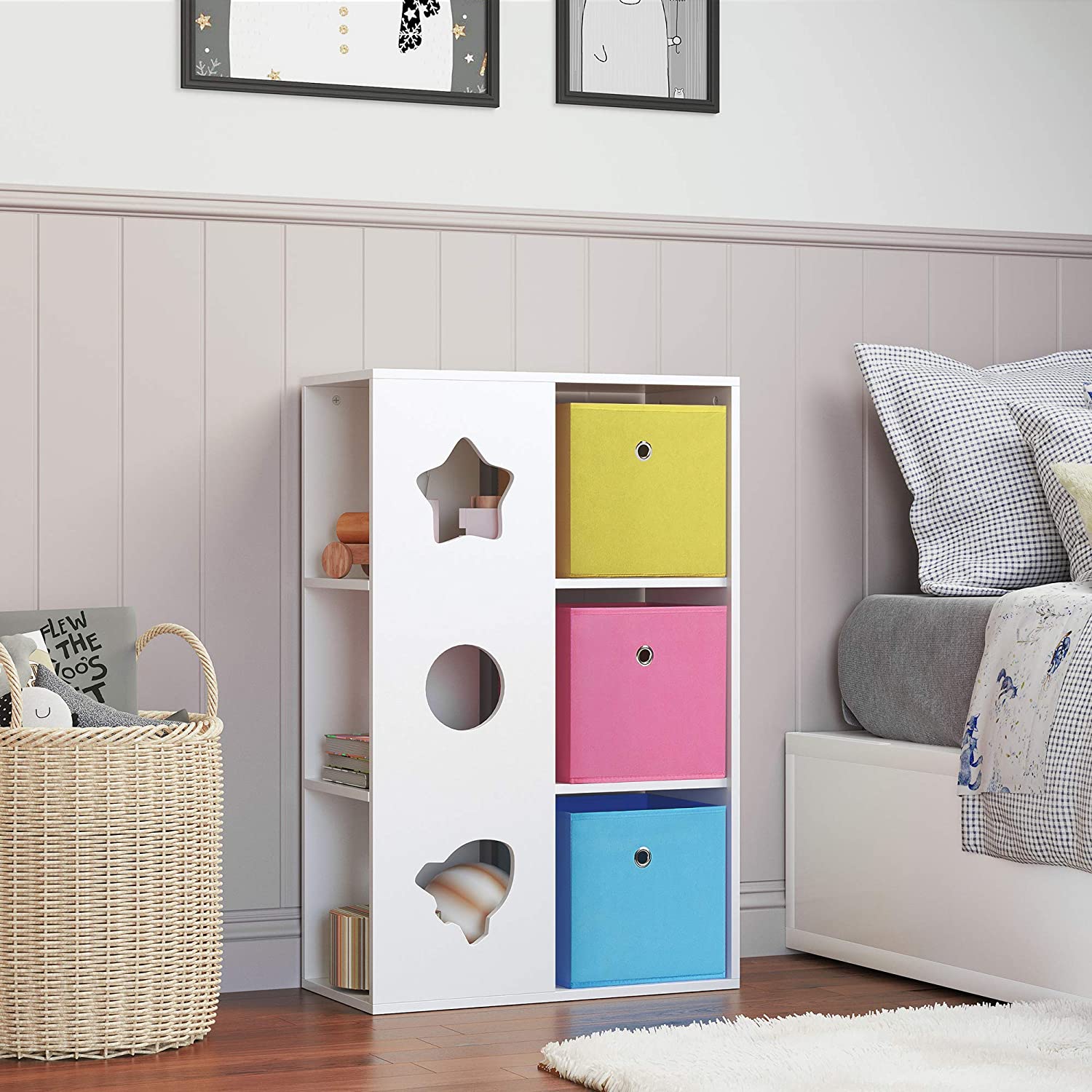 Kinderzimmerregal mit Aufbewahrungsboxen
