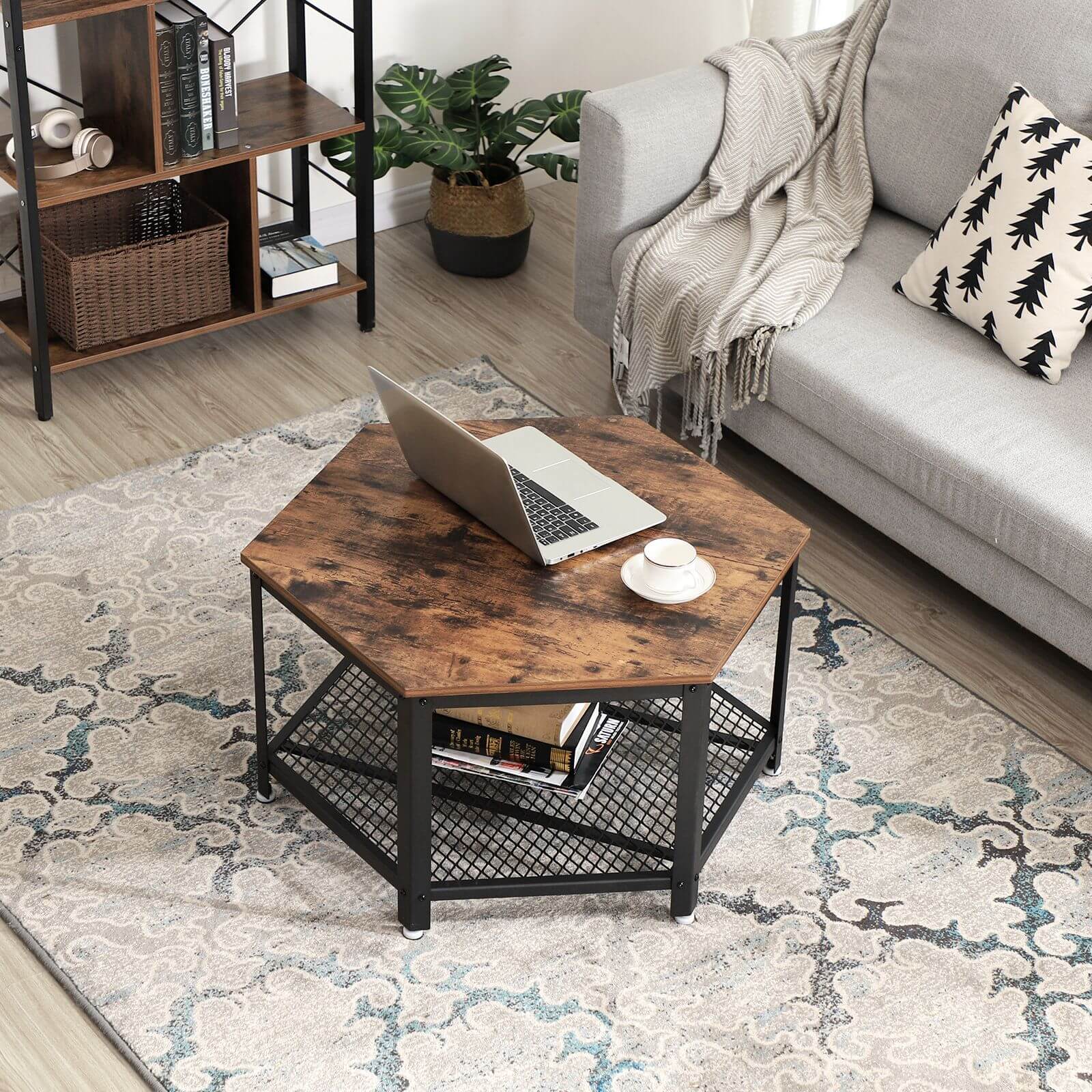 Industrie-Design Couchtisch Hexagon
