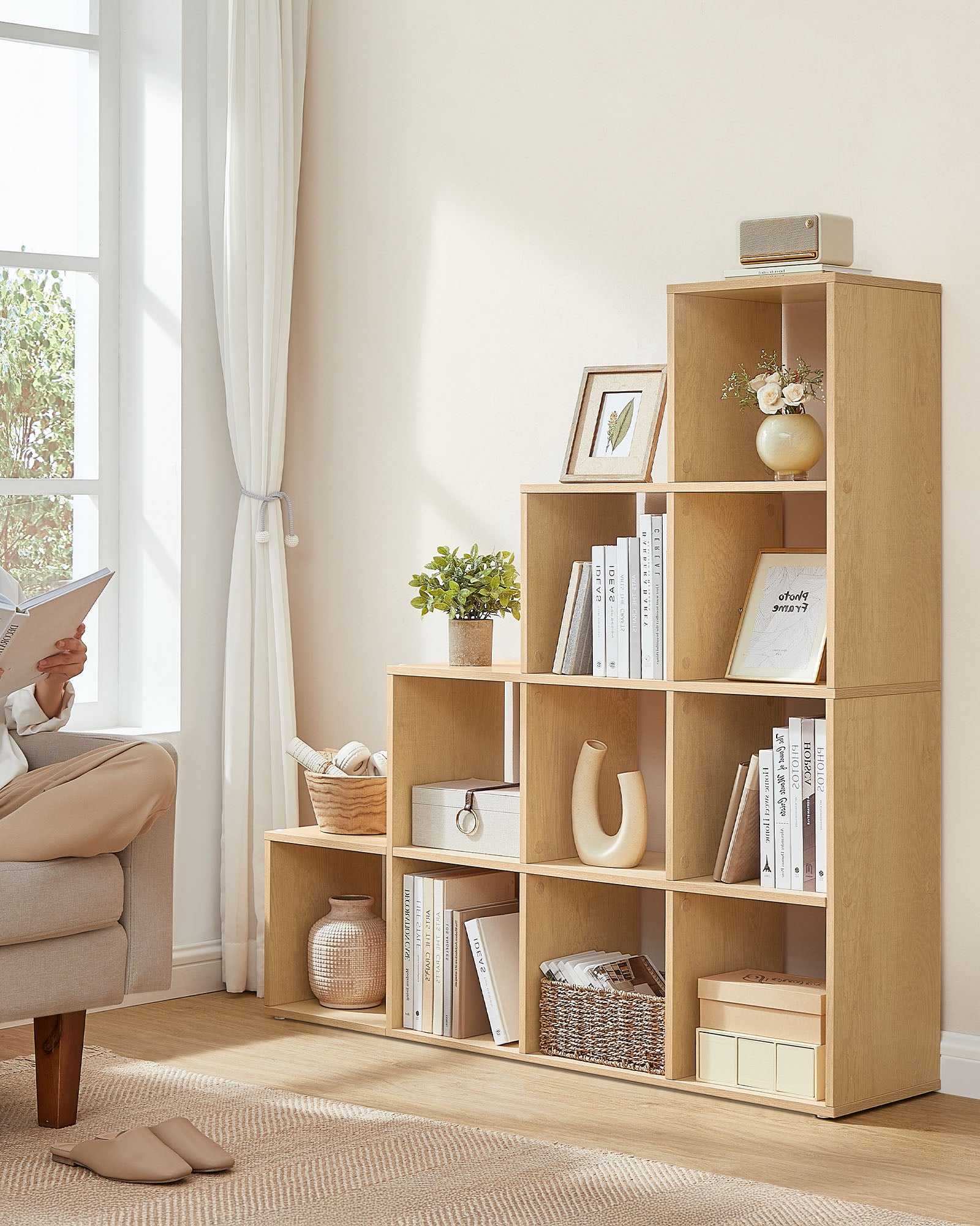 Bücherregal mit 10 Fächern 29 x 129,5 x 129,5 cm eichenbeige