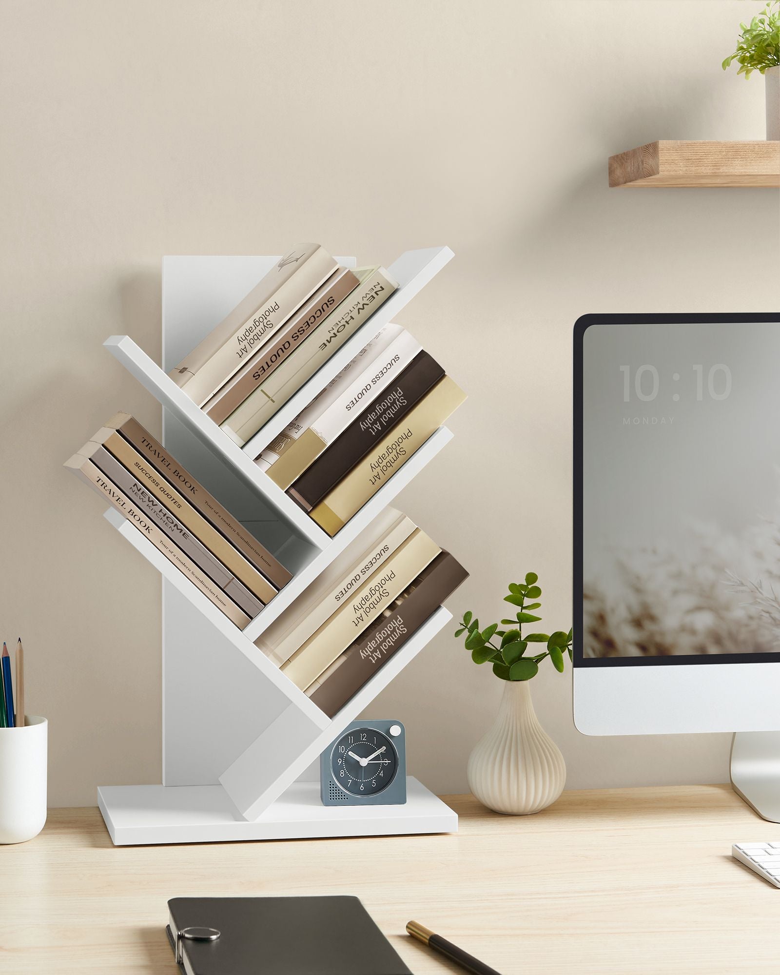 Bücherregal Baumform platzsparend wolkenweiß