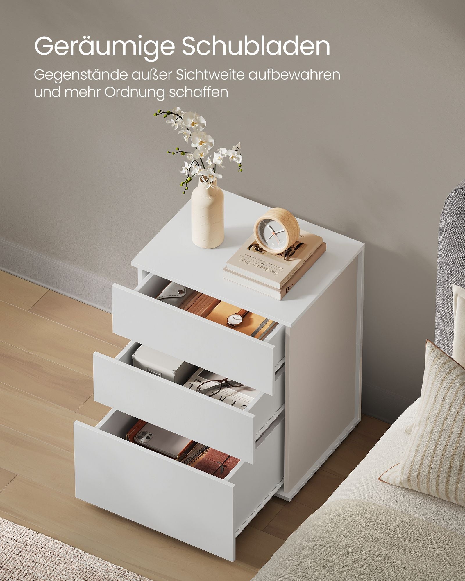Nachttisch mit 3 Schubladen mattweiß-cappuccinobeige