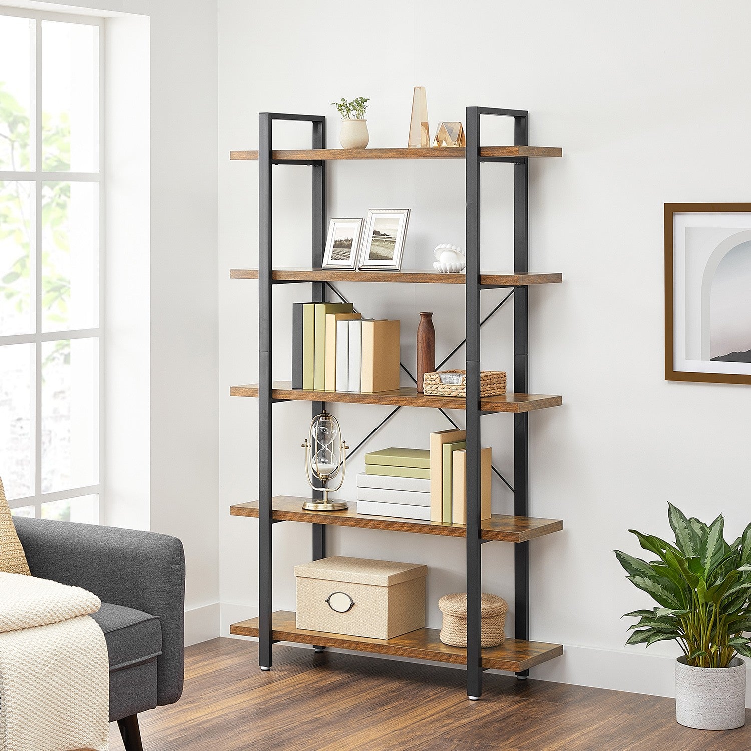 Stabiles Standregal mit 5 Regalebenen