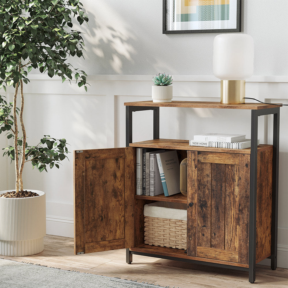 Sideboard mit Türen und verstellbaren Ablagen