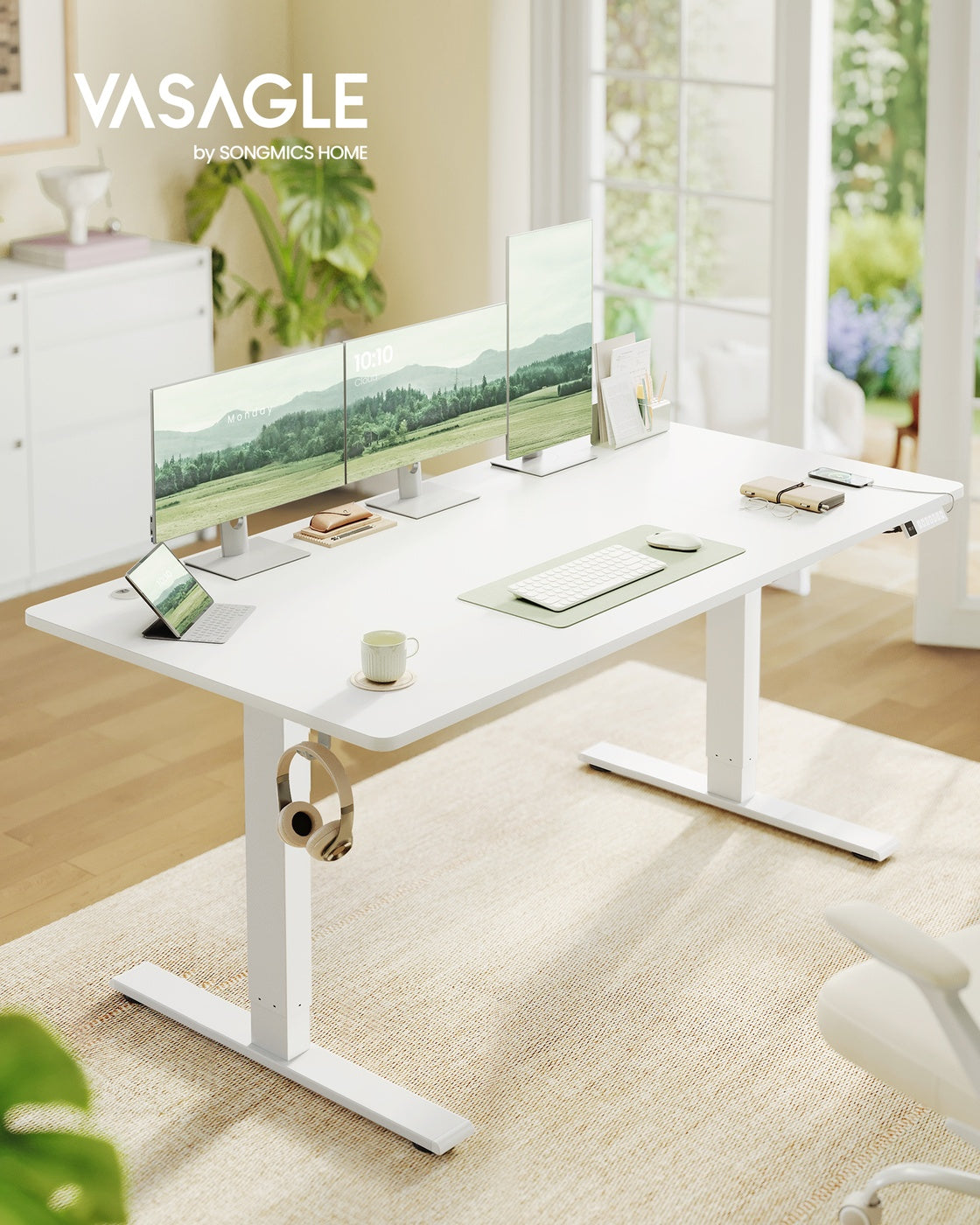 Höhenverstellbarer Schreibtisch mit USB Anschluss und Speicherfunktion Mattweiß
