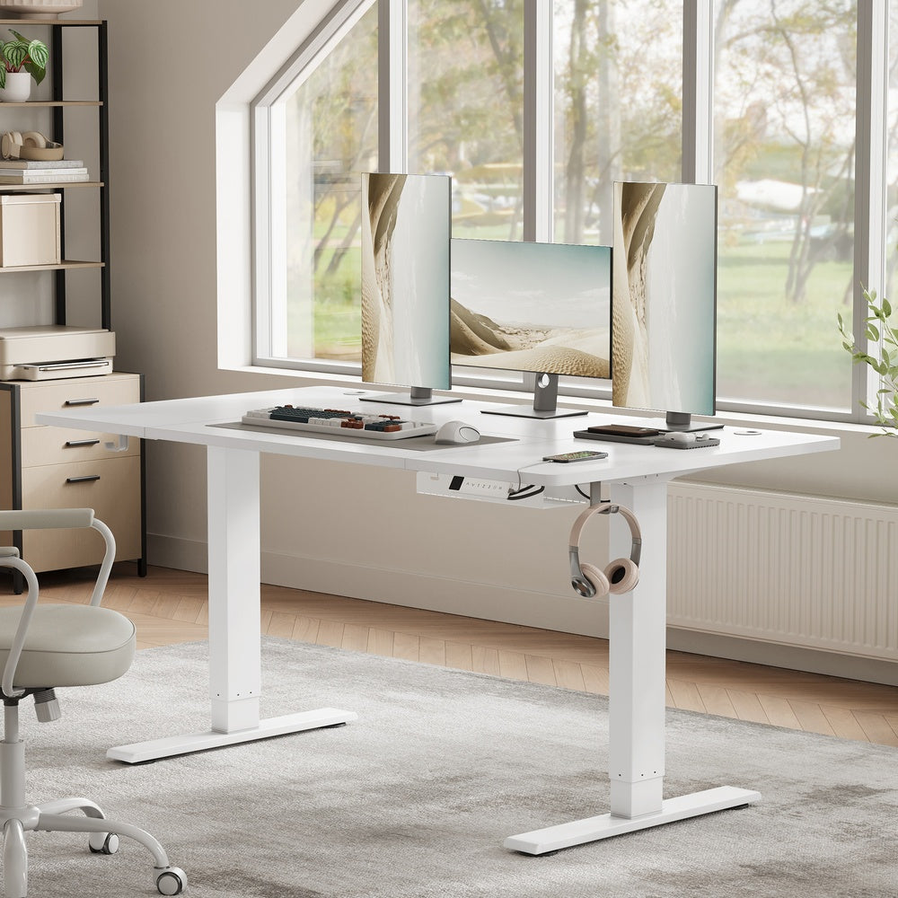 Höhenverstellbarer Schreibtisch elektrisch, 140 x 80 cm, mit USB-C-Anschluss