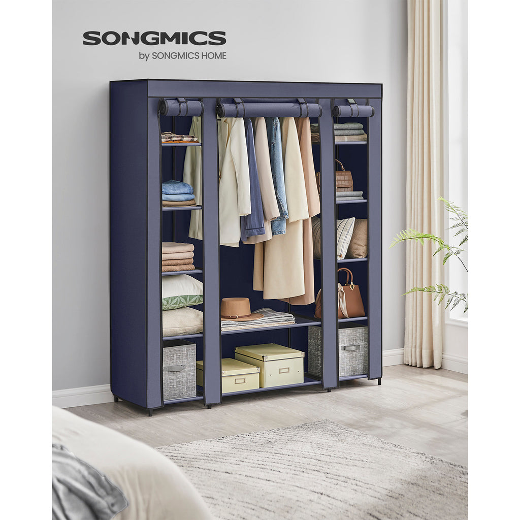 Stoffschrank mit Kleiderstange und Metallrahmen