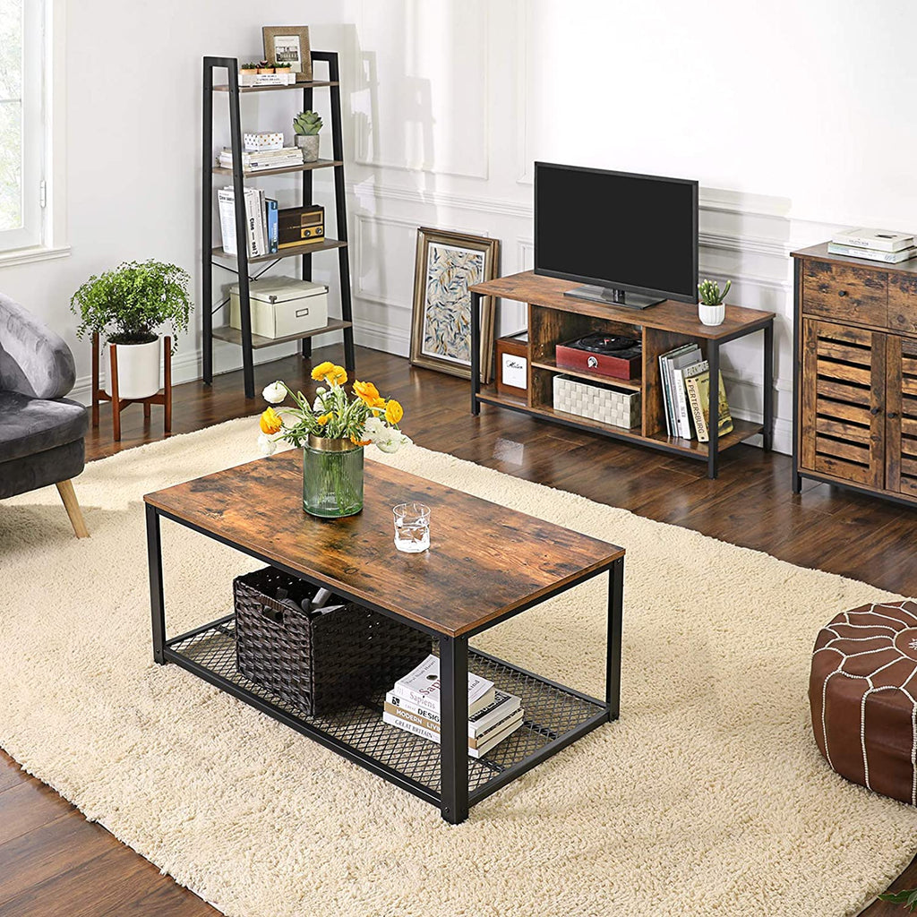 TV-Schrank mit offenen Fächern