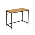 Schreibtisch mit Metallgestell