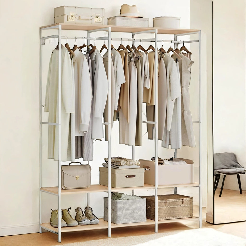 Kleiderschrank offen mit Kleiderstange naturbeige