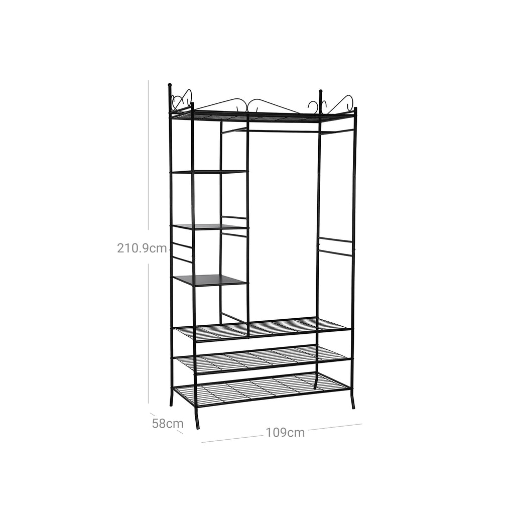 Garderobenschrank mit Vorhang