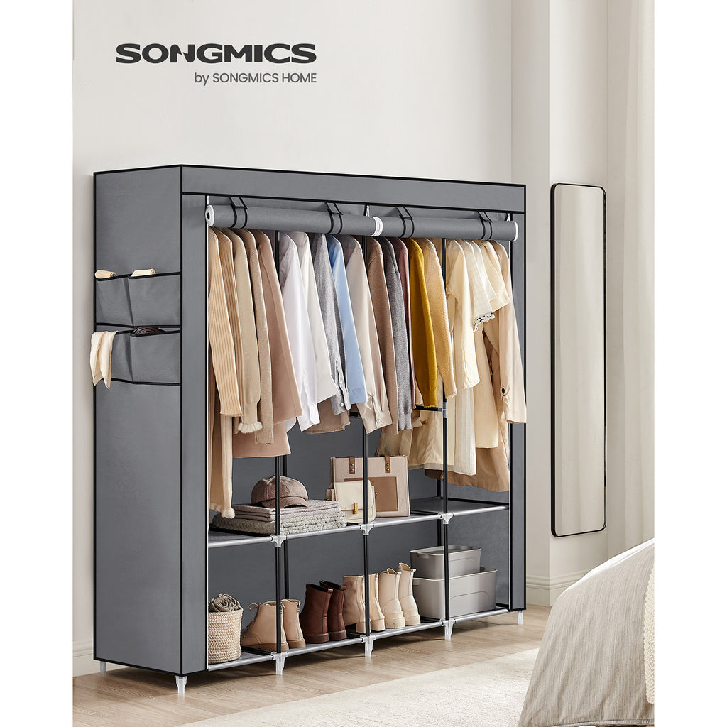 Stoffschrank mit 4 Kleiderstangen und 4 Seitentaschen