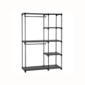 Offener Kleiderschrank