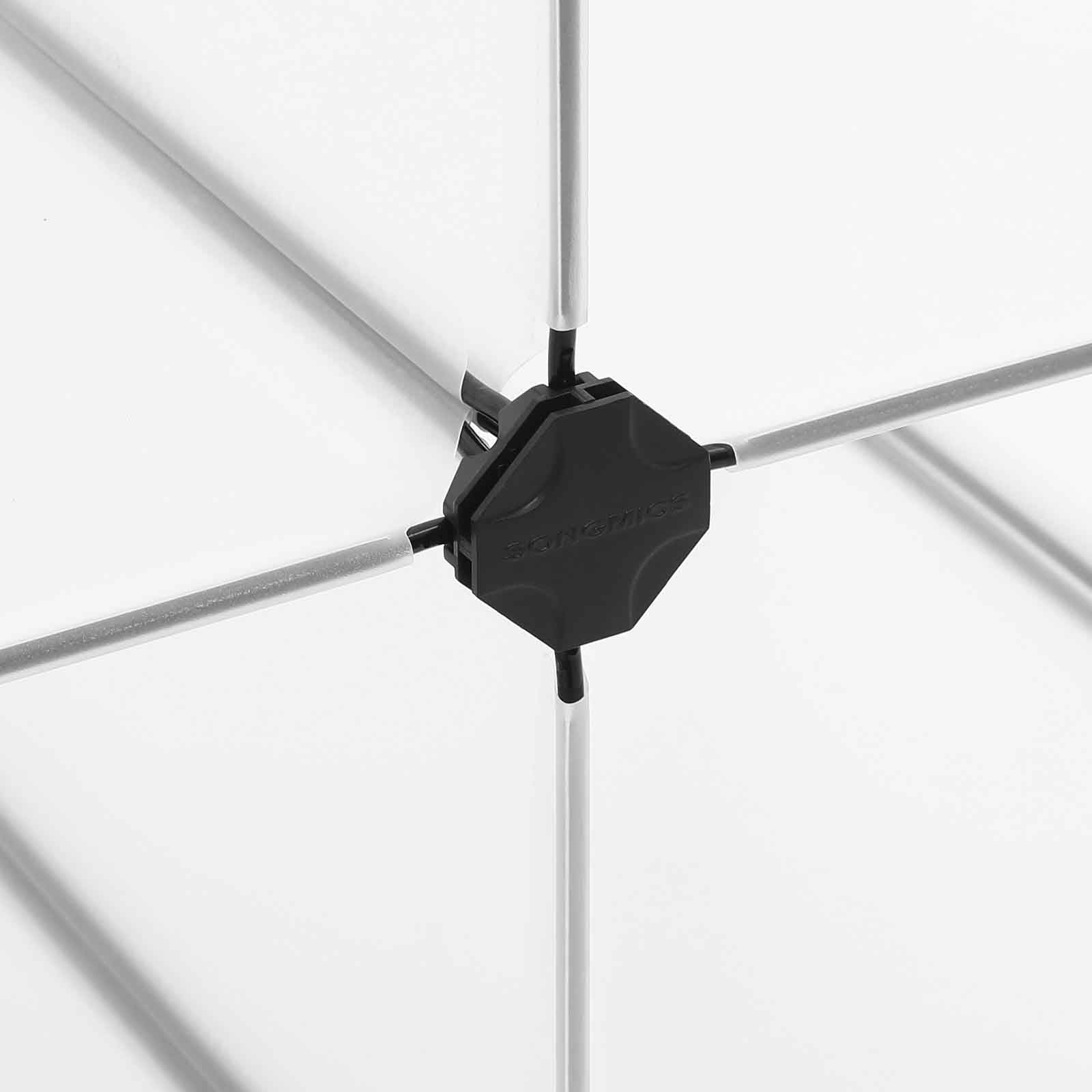 Regalsystem mit 16 Würfeln