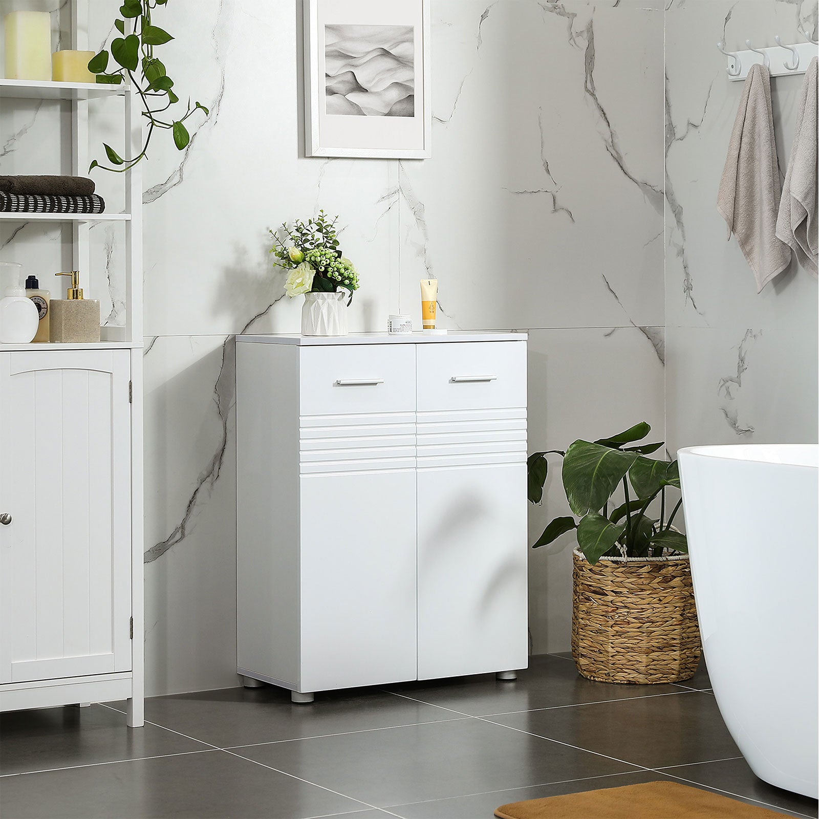 Badschrank „Moderne Kerben“