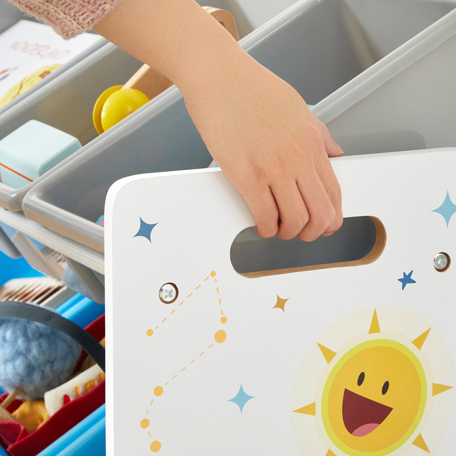 Spielzeugregal mit 16 abnehmbaren Boxen
